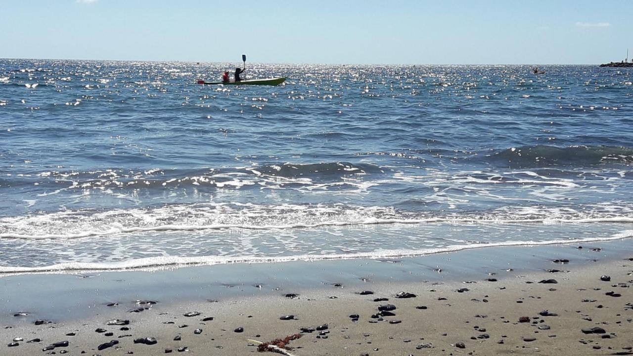 Burrero Beach Stay - Sunshine El Burrero المظهر الخارجي الصورة